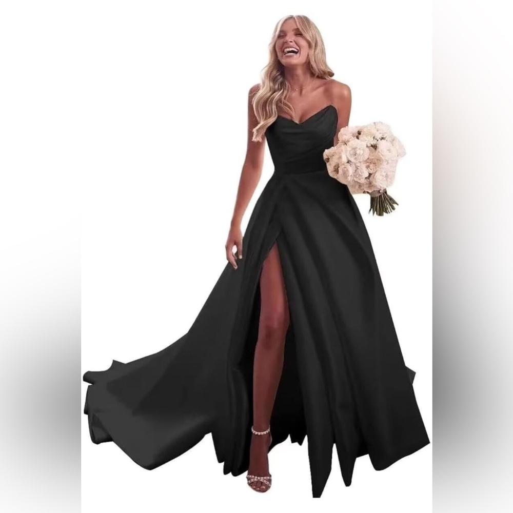 Black Strapless formal/wedding ball gown with split and pockets. NEW!